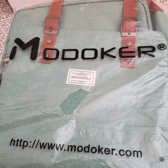 Modoker Upgraded Travel Laptop  Backpack. - Picture 2 of 15